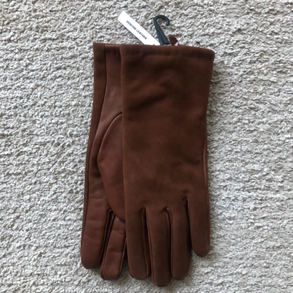 RW&CO Genuine Leather Gloves.NWT.